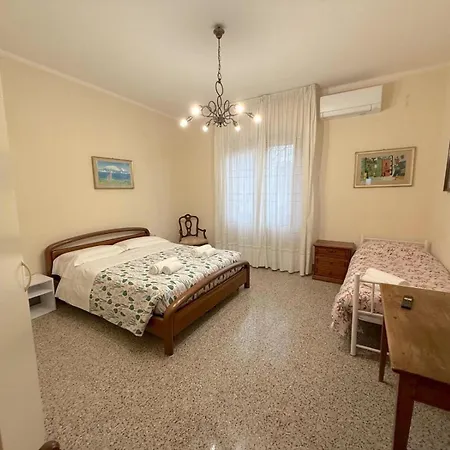 Bellissimo Terratetto Con Giardino E Posto Auto By Florence Sweet Homes *